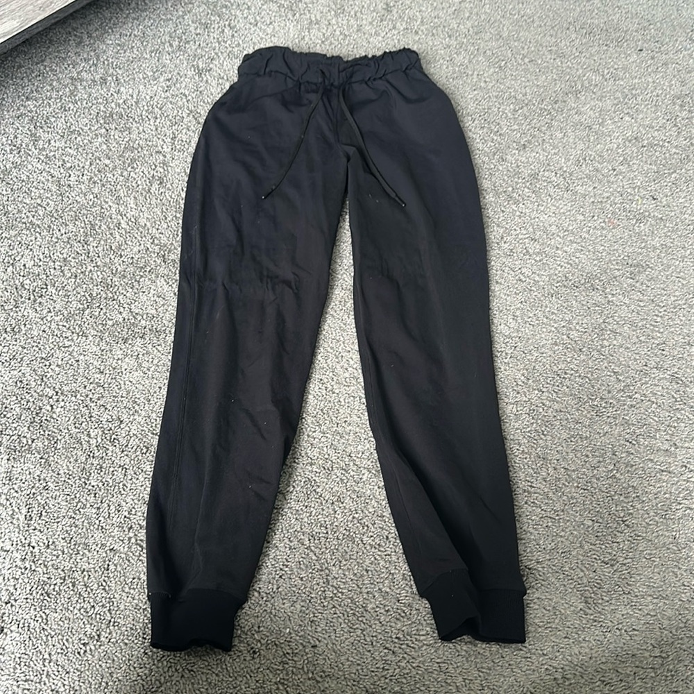 Size 2 lululemon dance studio joggers black